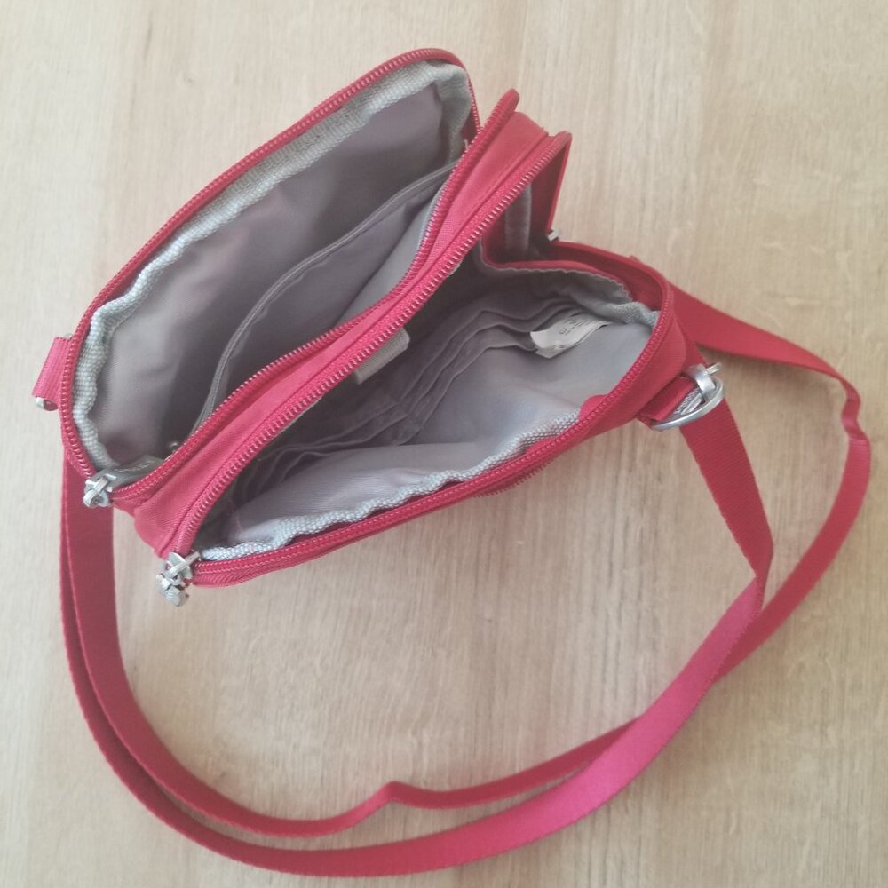 Baggalini Convertible Crossbody/Fanny Pack Purse - Picture 2 of 6